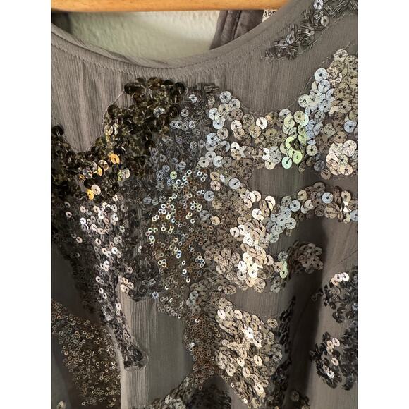 Abercrombie & Fitch charcoal grey sequin dress - Picture 6 of 6